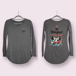 Disneyland Sweethearts Night 2024 Grey Mickey Minnie Graphic Long Sleeve XS
